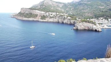 Afrika Bamabaataa & The Soulsonic Force - Planet Rock (1982)