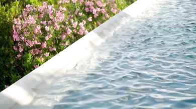 The Ronettes - Walking In The Rain (1964)