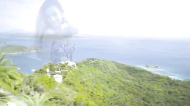 U2 - Sunday Bloody Sunday (1983)