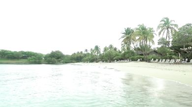 U2 - Sunday Bloody Sunday (1983)